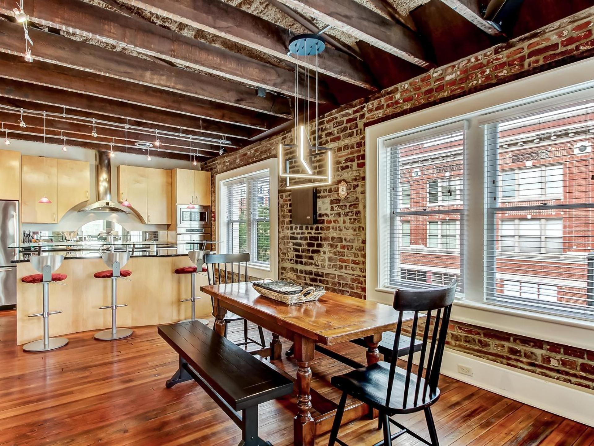 شقة Broughton Corner Loft سافانا المظهر الخارجي الصورة